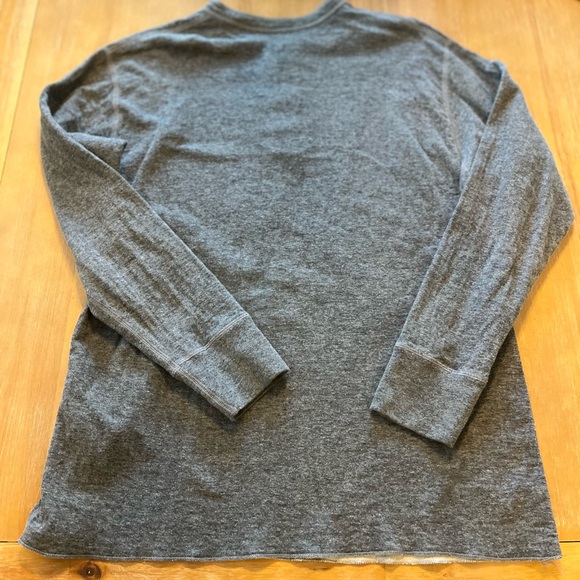 L.L. Bean River Drivers Henley Shirt Wool Blend Gray XL Reg Traditional Fit - Picture 2 of 8